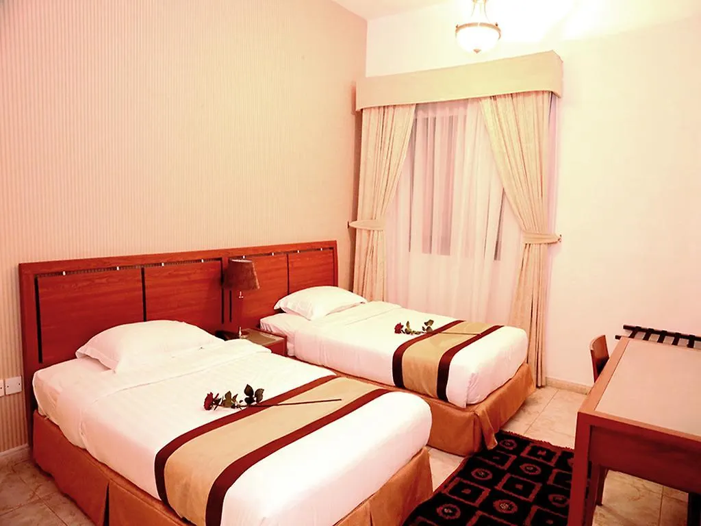 Arcadia Hotel Suites Sharjah 3*,