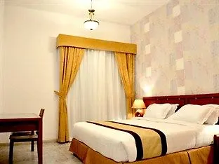 Arcadia Hotel Suites Sharjah 3*,